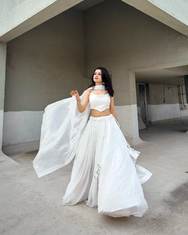 Actress Avneet Kaur steals the heart of the netizen with her recent photoshoot