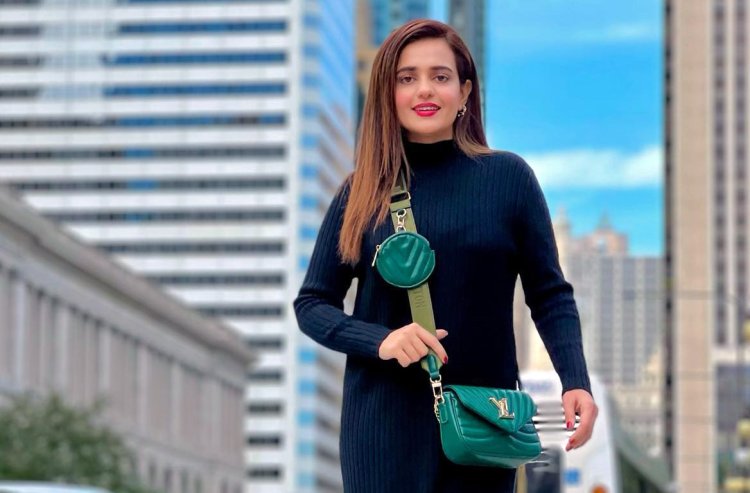 Sumbul Iqbal shares beautiful photos from her foreign tour