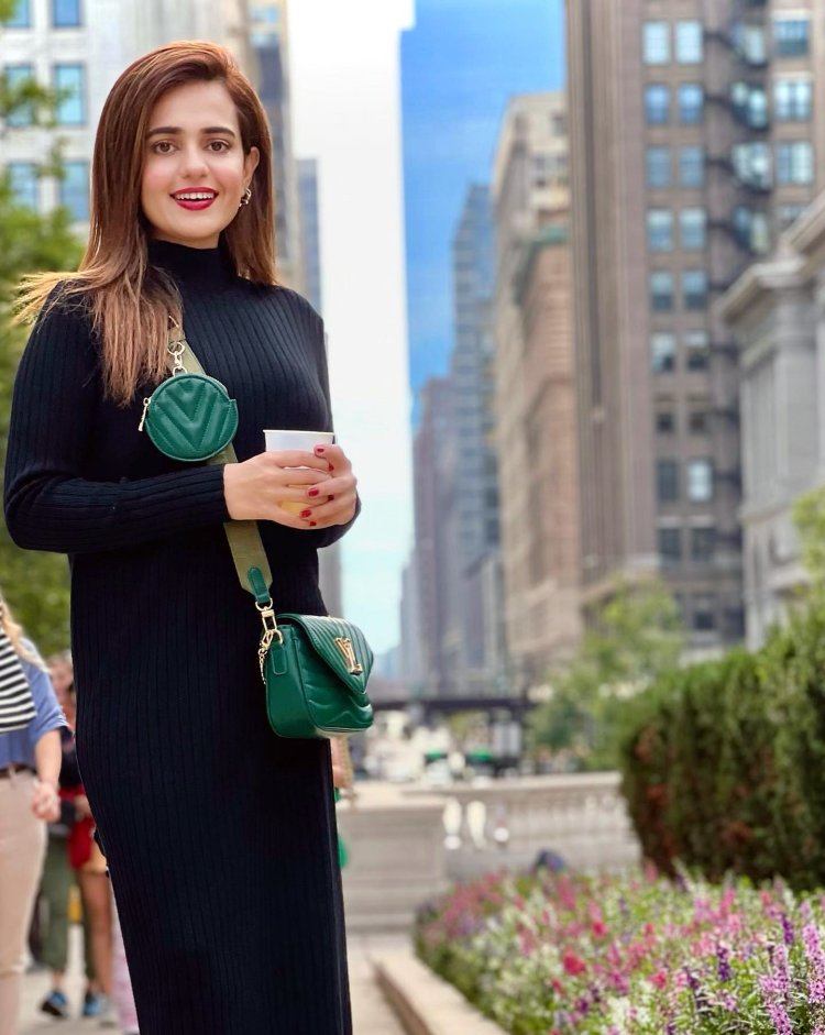 Sumbul Iqbal shares beautiful photos from her foreign tour